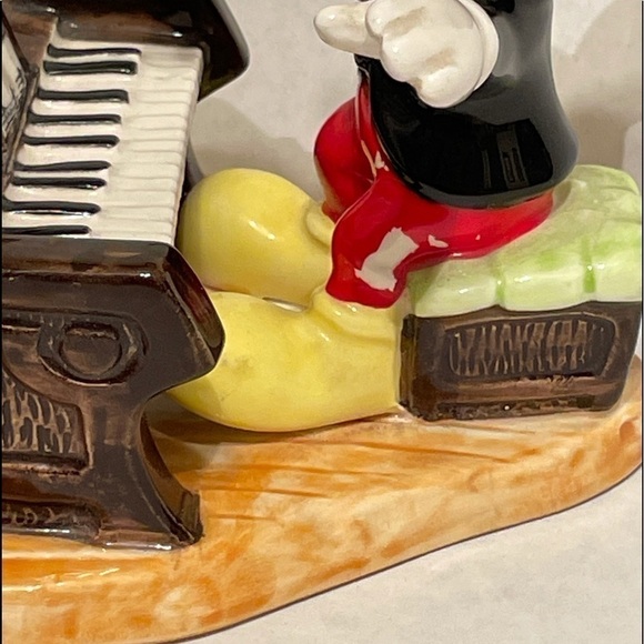 Disney-Vintage Japan Mickey Mouse Playing Piano Ceramic Planter - Picture 5 of 12